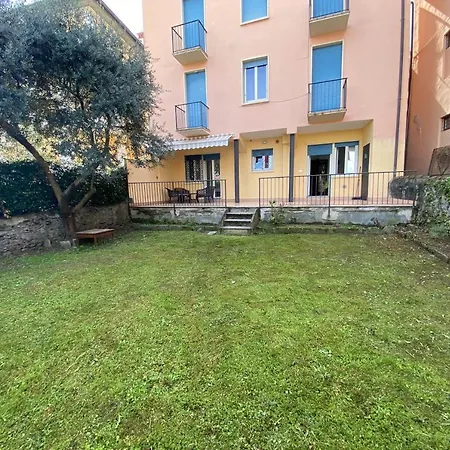 Apt Leonardo With Garden - Happy Apartment *